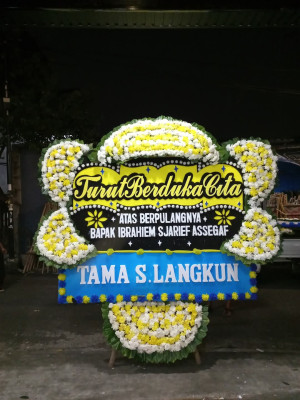 Papan Bunga Duka di Yamo