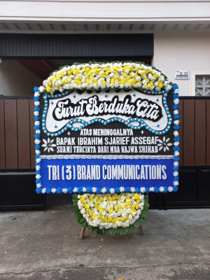 Papan Bunga Duka di Yamo